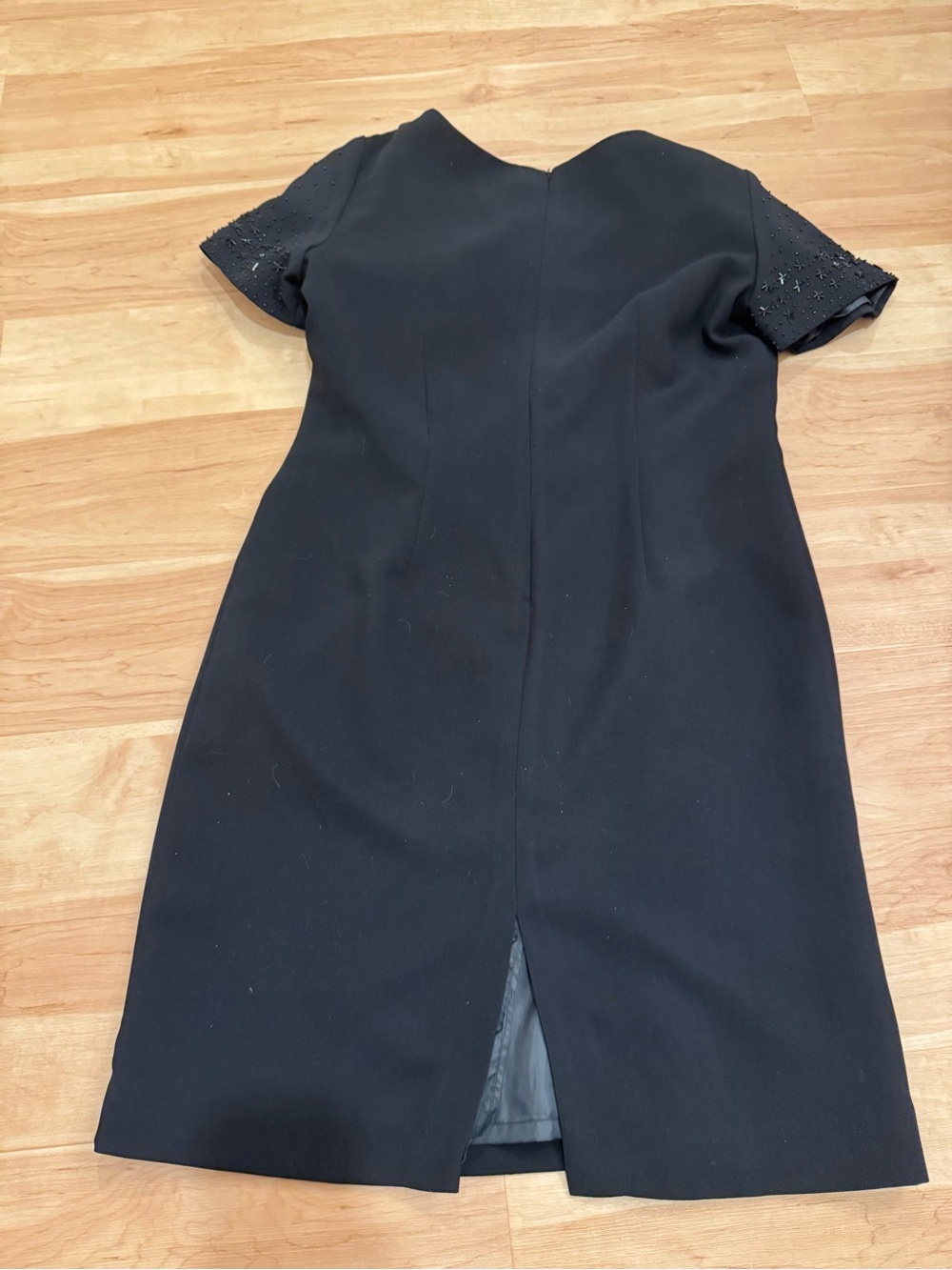 Vintage 90s Short Sleeve Scoop Neck Black Beaded Knee Length Dress Size 10 - Picture 3 of 7
